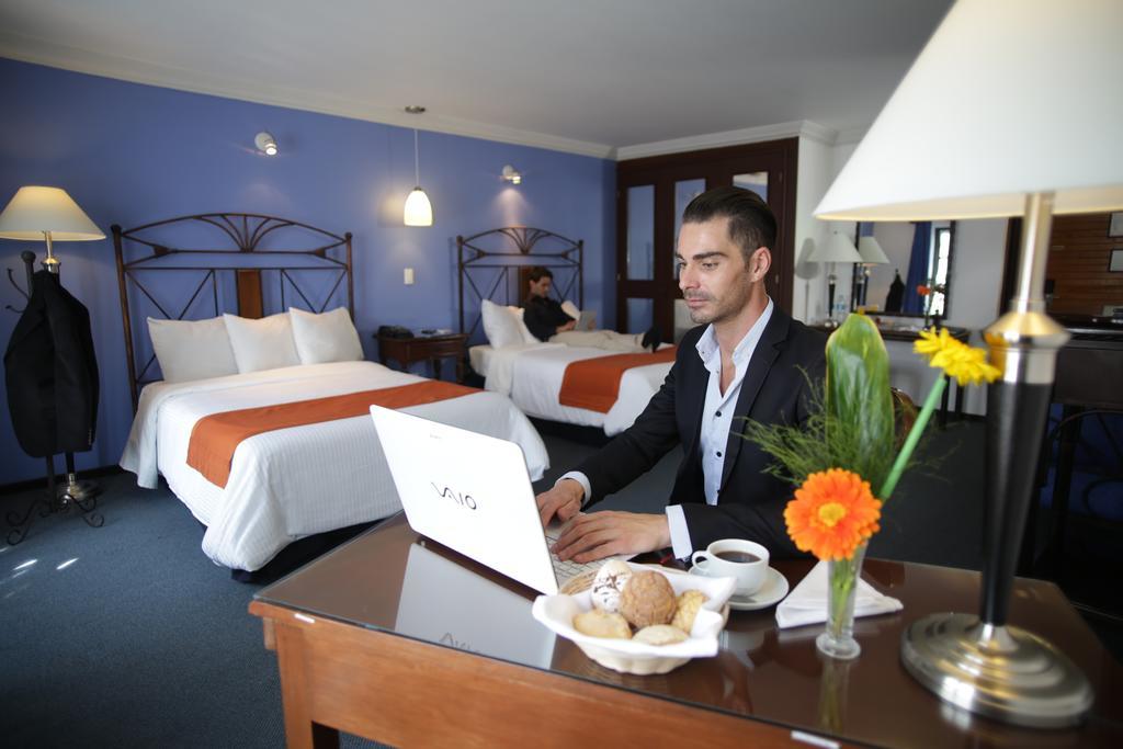 Hotel Ciros Pachuca المظهر الخارجي الصورة