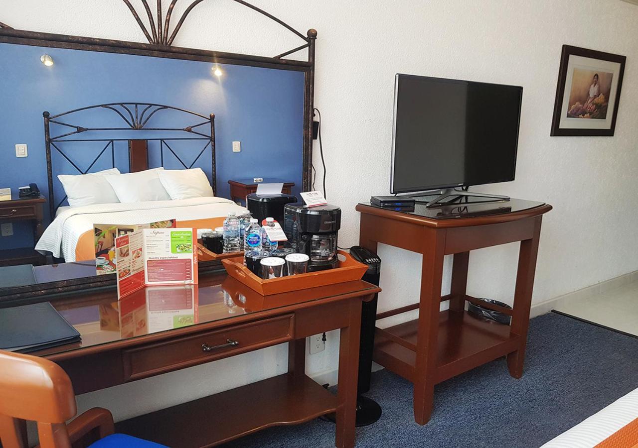 Hotel Ciros Pachuca المظهر الخارجي الصورة